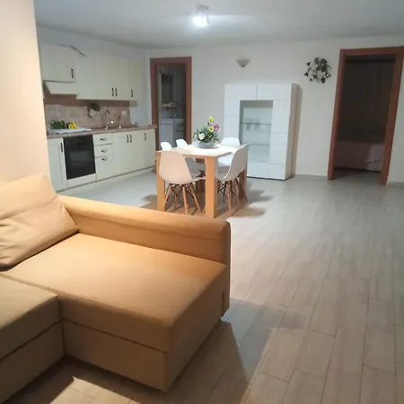 דירה Angelo's House
